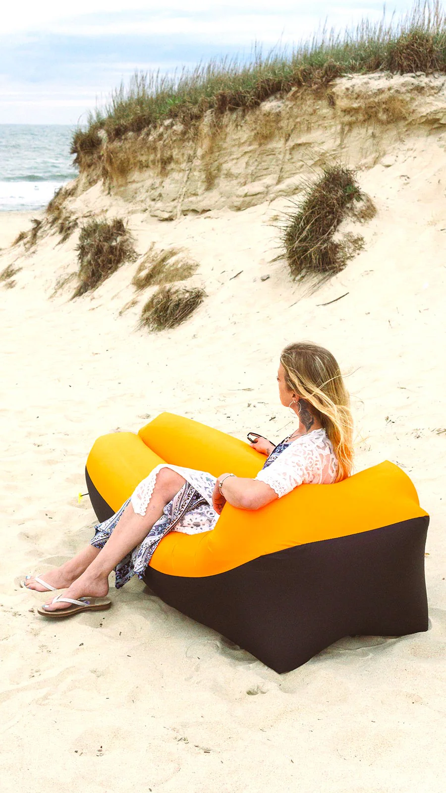 Inflatable Lounger: Portable, Durable, No Pump, for Beach & Pool - Image 13