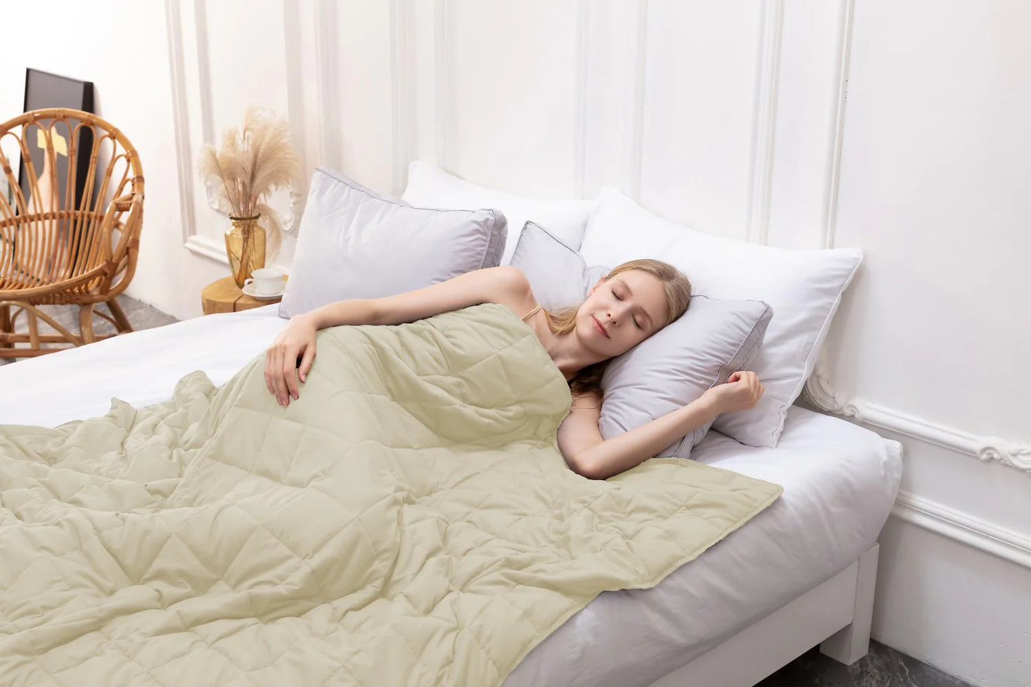 King Size Weighted Blanket - Cool Bamboo Beige Weighted Comforter for All Seasons - Image 8