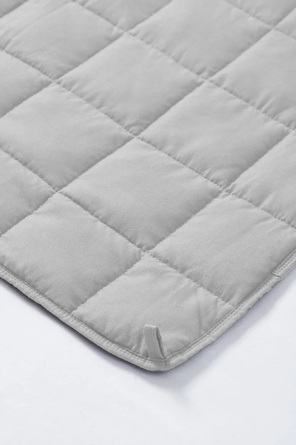 Queen Size Weighted Comforter - Cool Bamboo Silver Heaviest Blanket for Quality Sleep - Image 9